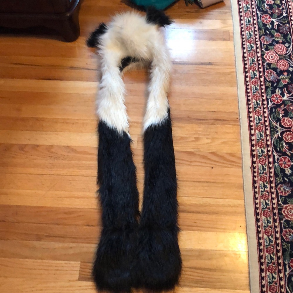Panda hat with pockets